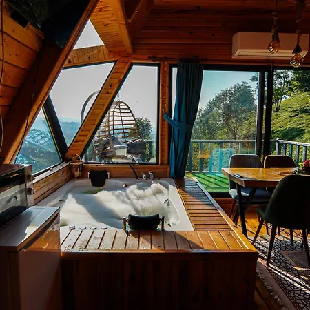 Heidi Hotel *